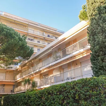 Apartment Le Tivoli By Interhome Cannes